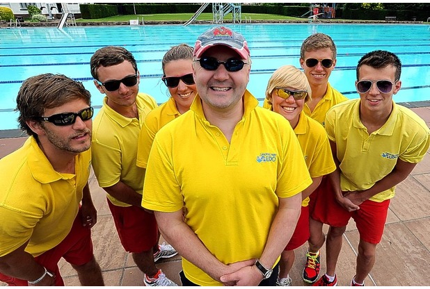 iain barton and team